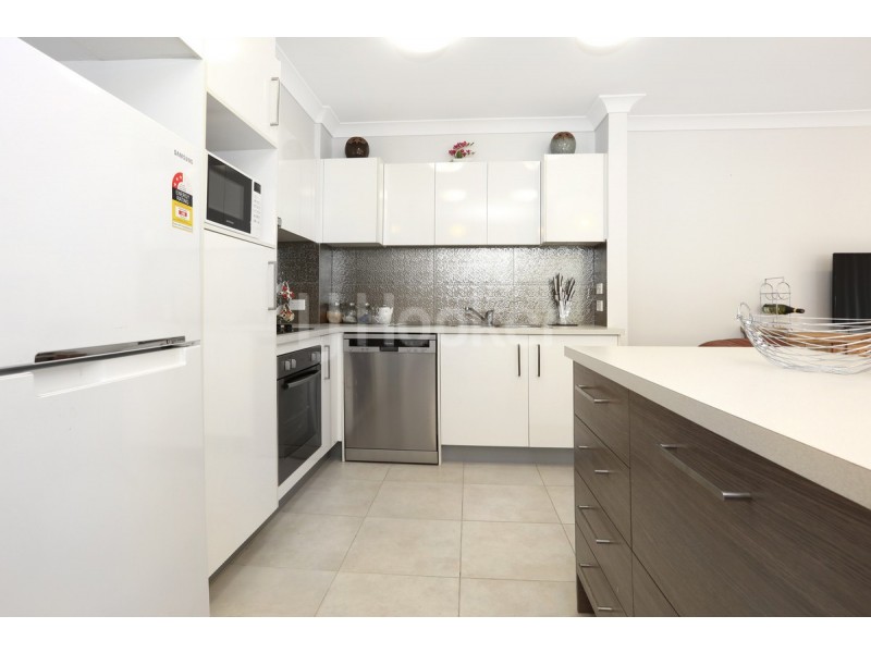 11/22 Yulia Street, Coombabah QLD 4216