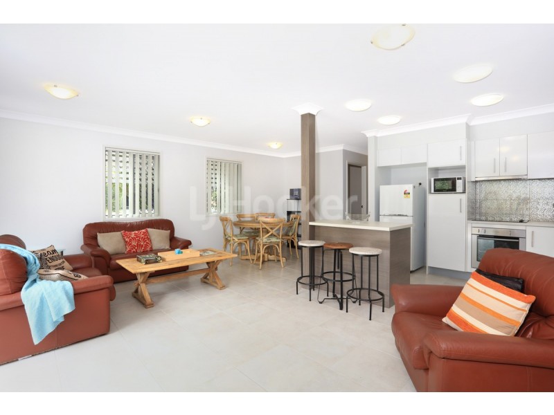 11/22 Yulia Street, Coombabah QLD 4216