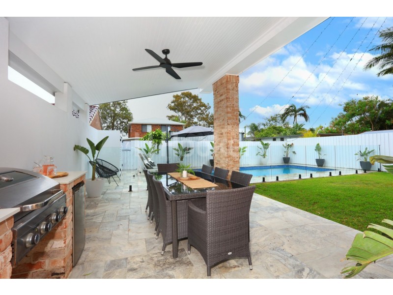 36 Tallara Street, Coombabah QLD 4216