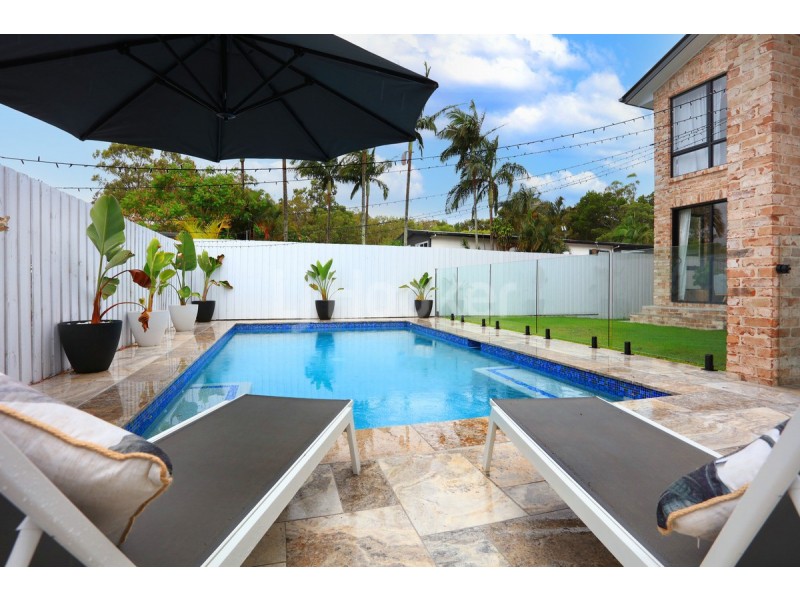 36 Tallara Street, Coombabah QLD 4216