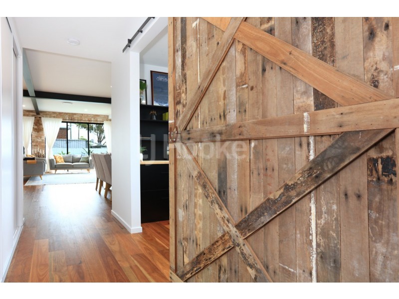 36 Tallara Street, Coombabah QLD 4216