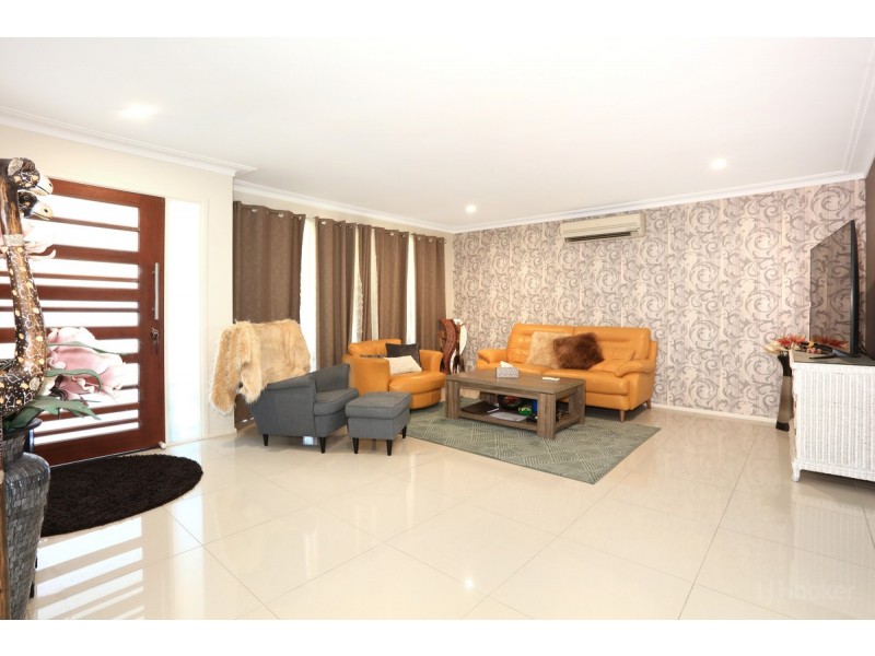 16 Hansford Road, Coombabah QLD 4216