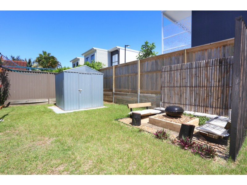 16 Hansford Road, Coombabah QLD 4216