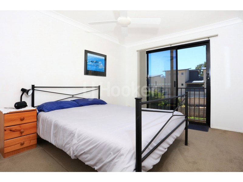 1/95 Pohlman Street, Southport QLD 4215