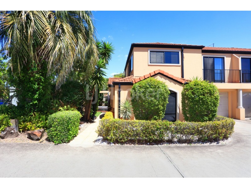 1/95 Pohlman Street, Southport QLD 4215