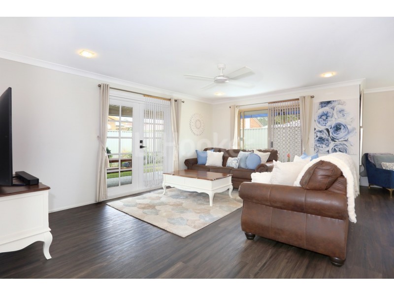 27 Numbat Court, Coombabah QLD 4216