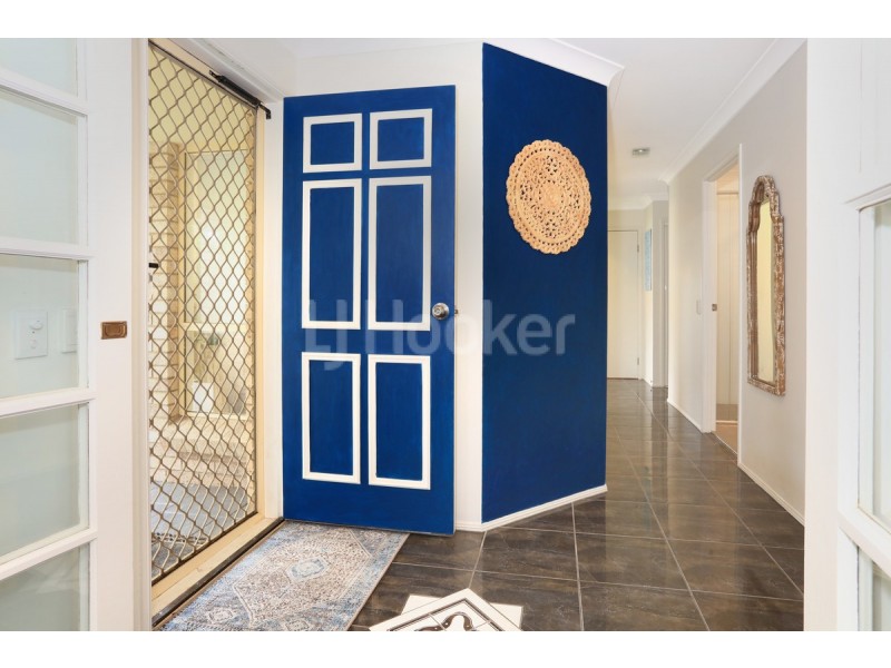 27 Numbat Court, Coombabah QLD 4216