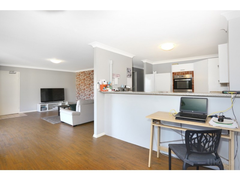 14/65 Bayview Street, Runaway Bay QLD 4216