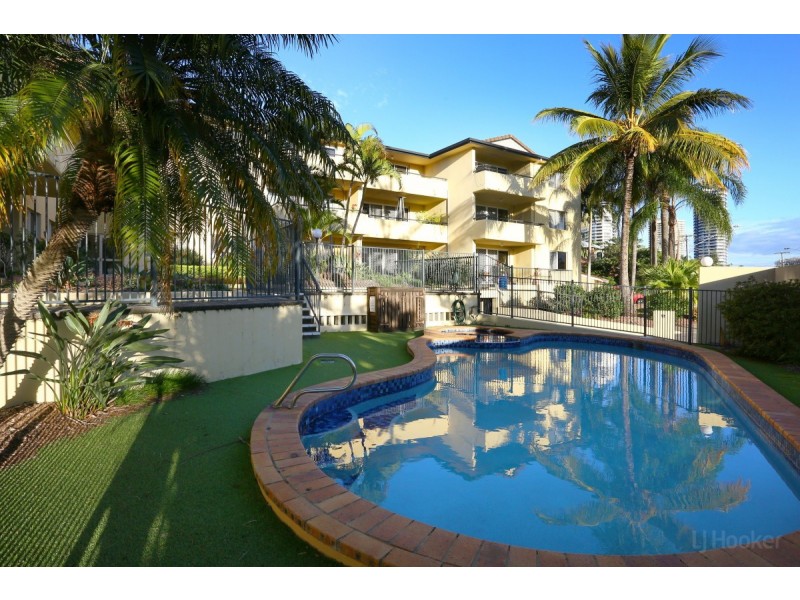 14/65 Bayview Street, Runaway Bay QLD 4216