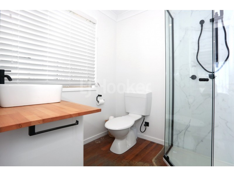 14 Tarni Street, Coombabah QLD 4216