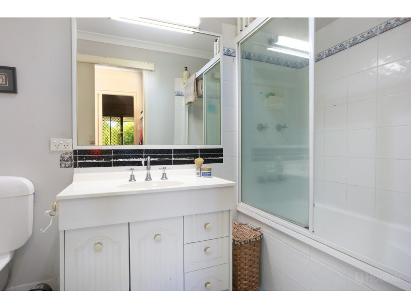 18 Leonardo Circuit, Coombabah QLD 4216