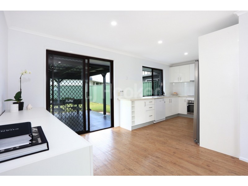 2/102 Kangaroo Avenue, Coombabah QLD 4216