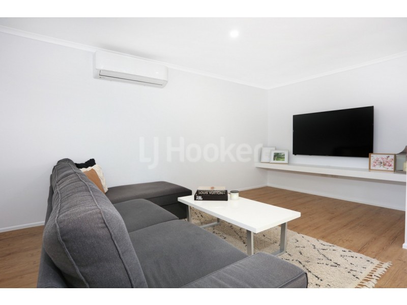 2/102 Kangaroo Avenue, Coombabah QLD 4216