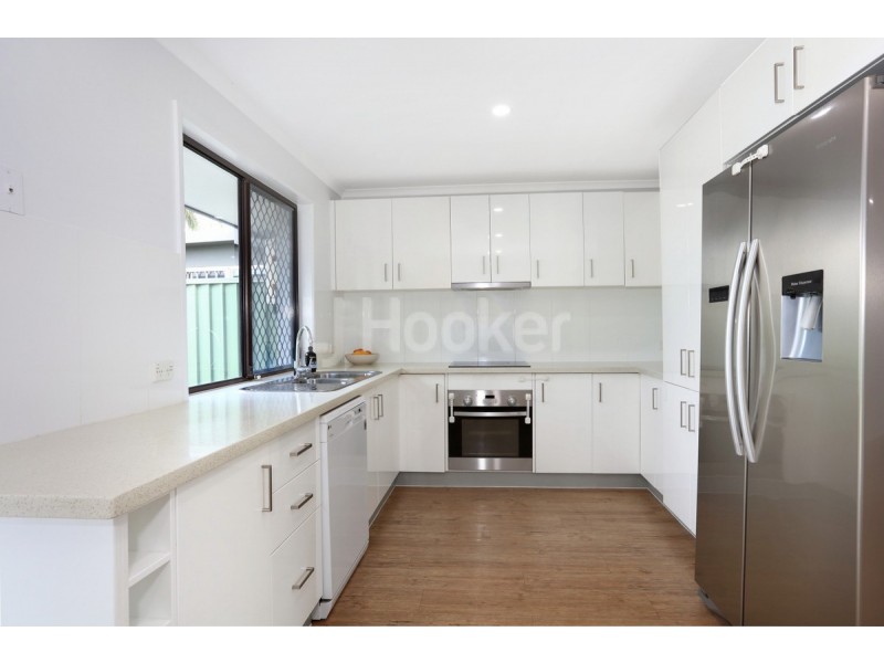 2/102 Kangaroo Avenue, Coombabah QLD 4216