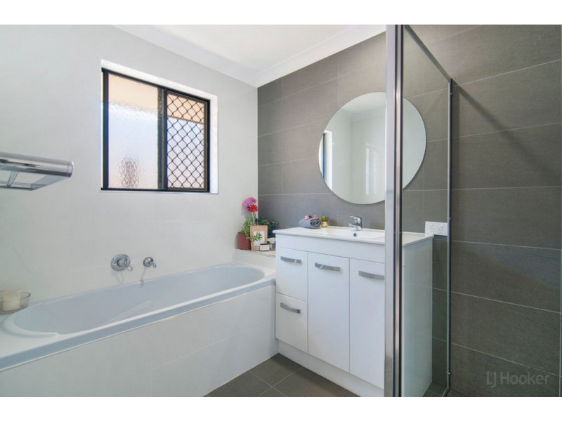 15 Bundarra Street, Coombabah QLD 4216