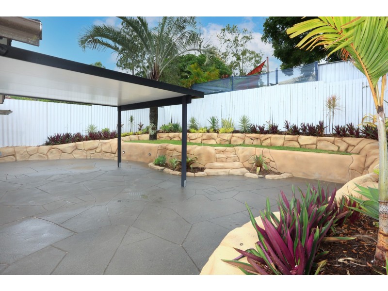 15 Bundarra Street, Coombabah QLD 4216