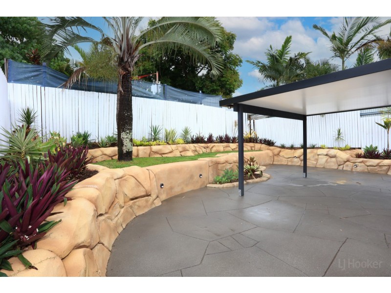 15 Bundarra Street, Coombabah QLD 4216