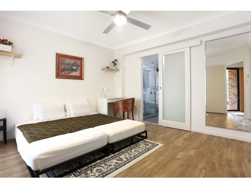 14/272 Oxley Drive, Coombabah QLD 4216