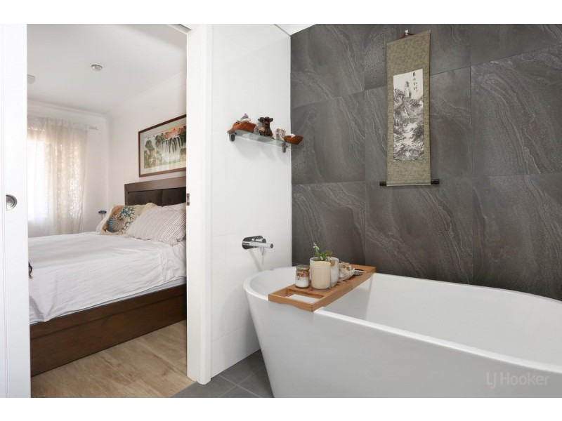 14/272 Oxley Drive, Coombabah QLD 4216