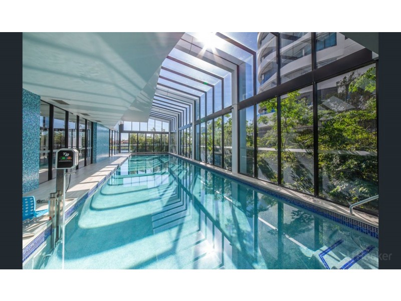 11303/5 Harbour Side Court, Biggera Waters QLD 4216