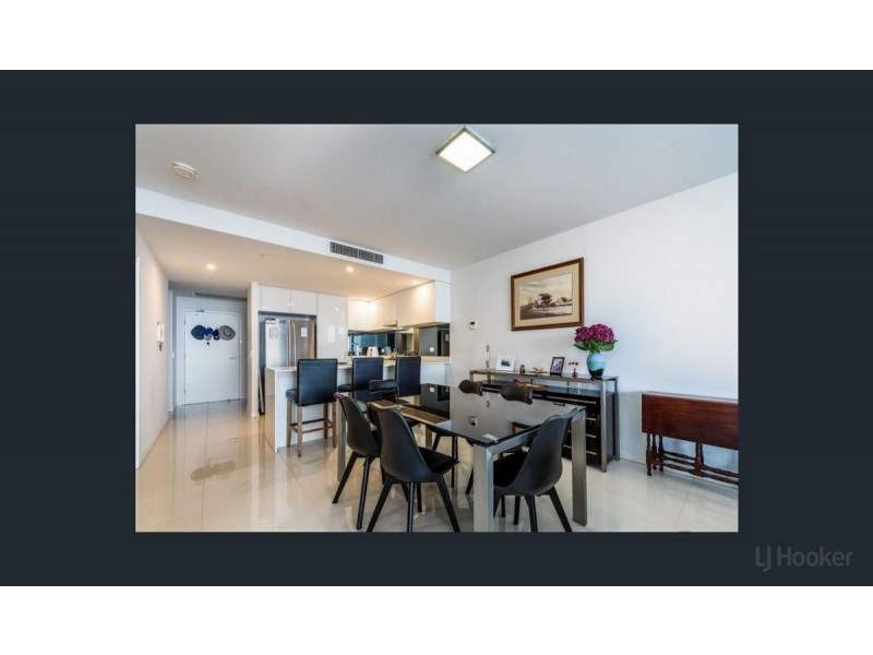 11303/5 Harbour Side Court, Biggera Waters QLD 4216