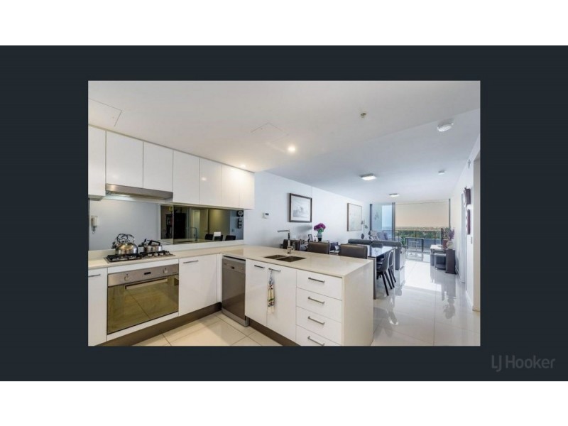 11303/5 Harbour Side Court, Biggera Waters QLD 4216