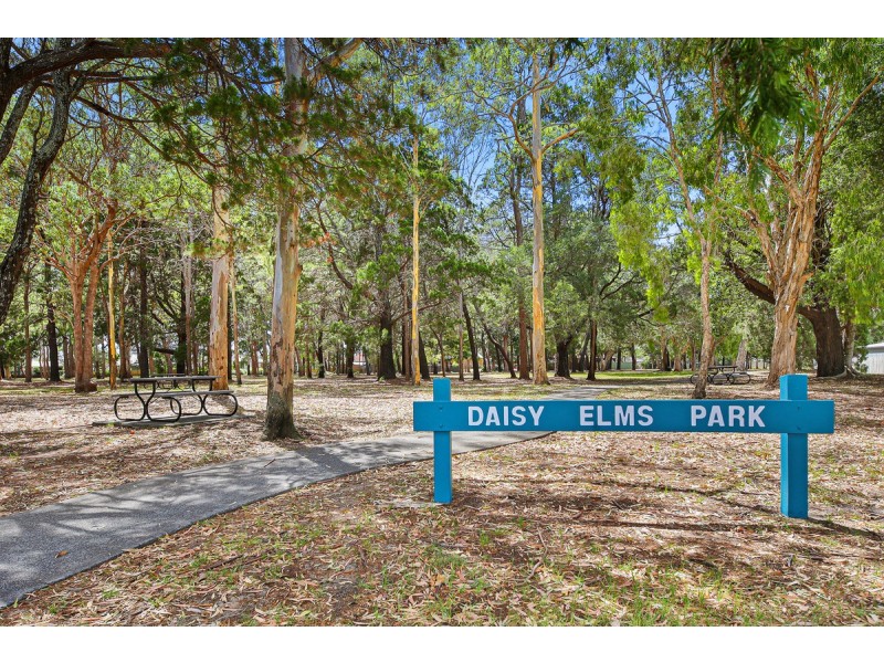 23 Bundarra Street, Coombabah QLD 4216