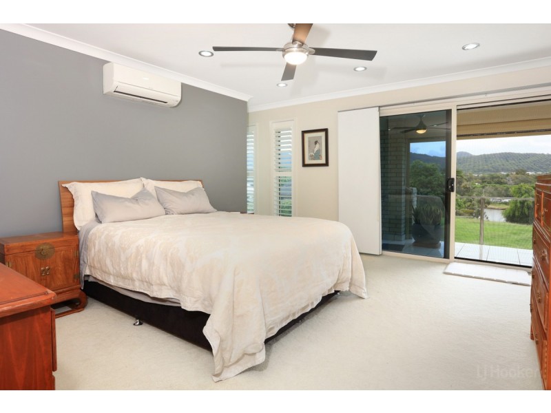 82 Graywillow Boulevard, Oxenford QLD 4210