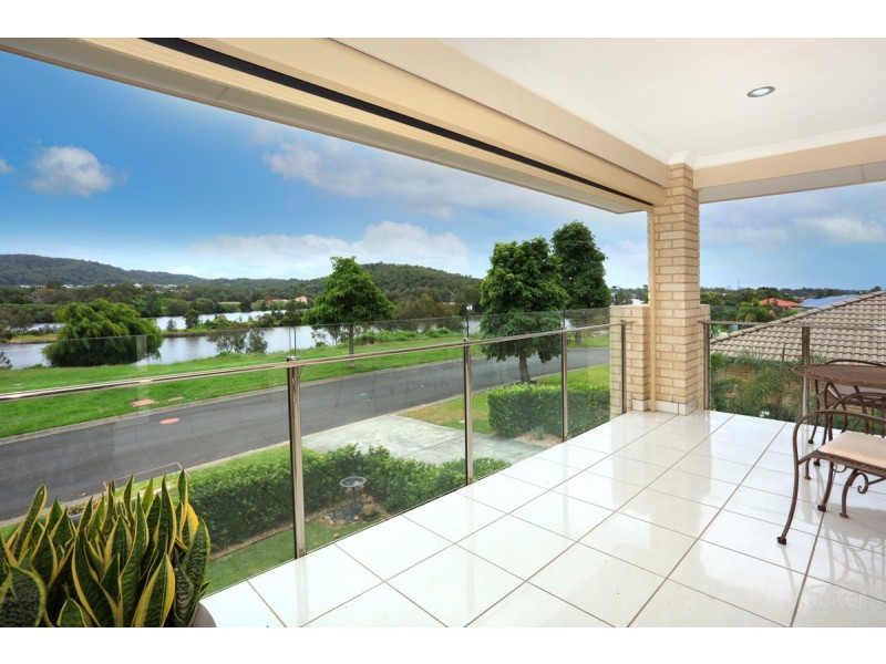 82 Graywillow Boulevard, Oxenford QLD 4210