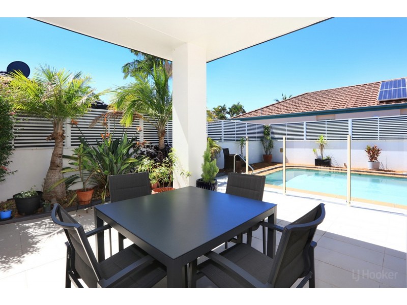 30 Tranquility Circuit, Helensvale QLD 4212