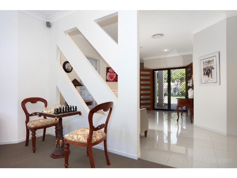 30 Tranquility Circuit, Helensvale QLD 4212