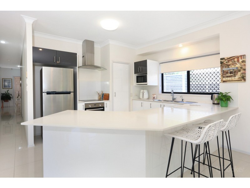 30 Tranquility Circuit, Helensvale QLD 4212