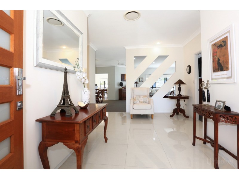 30 Tranquility Circuit, Helensvale QLD 4212