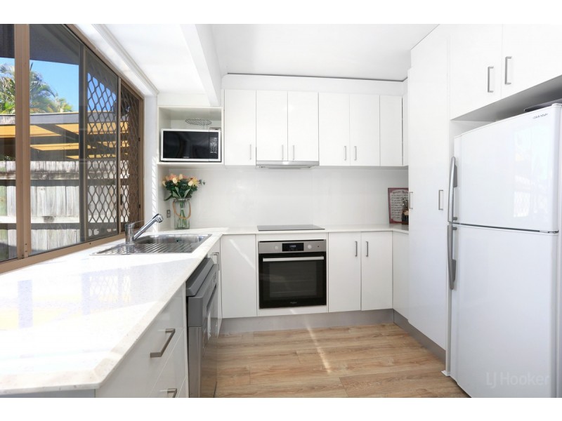 2/43 Marsupial Drive, Coombabah QLD 4216