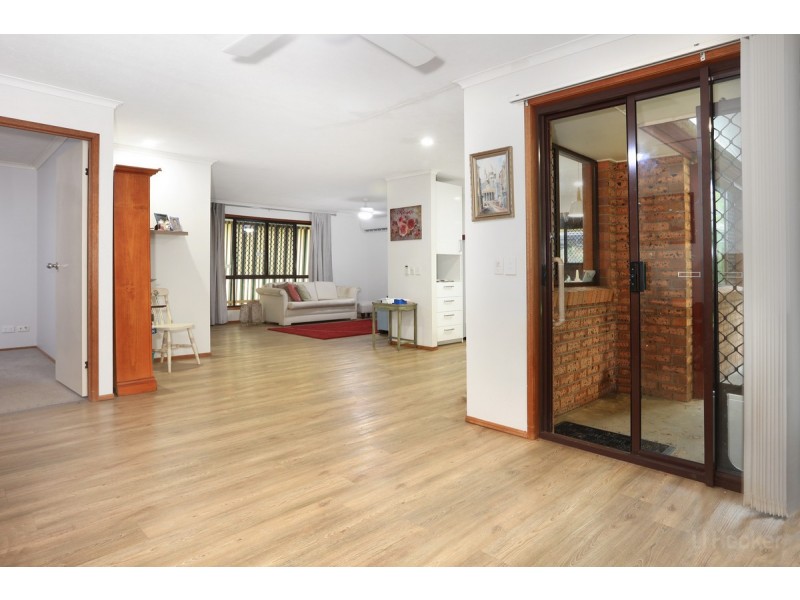 6 Ballard Place, Coombabah QLD 4216