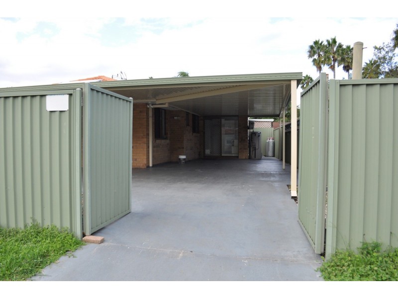 1/10 Telopea Street, Labrador QLD 4215