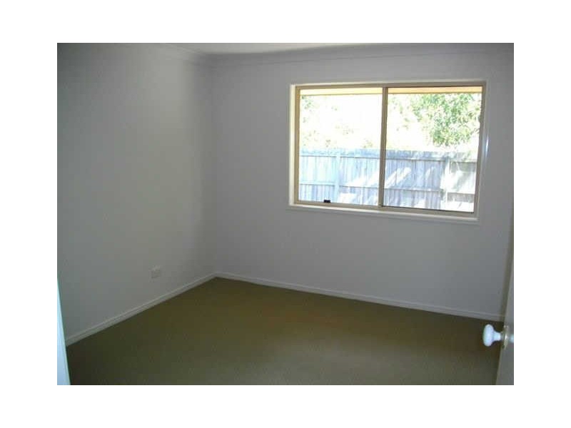 2/10 Pamela Court, Labrador QLD 4215