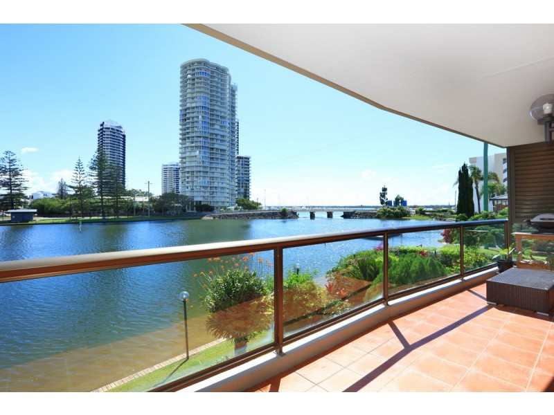 4/56 Back Street, Biggera Waters QLD 4216