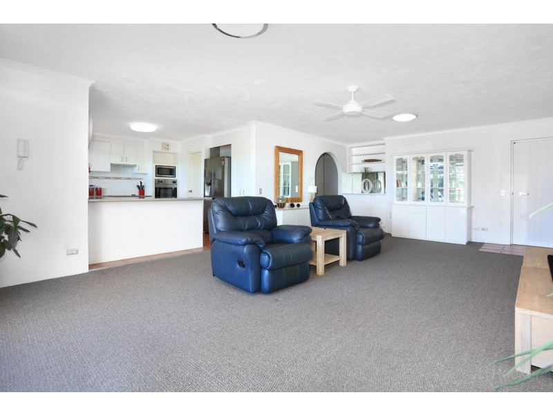 4/56 Back Street, Biggera Waters QLD 4216