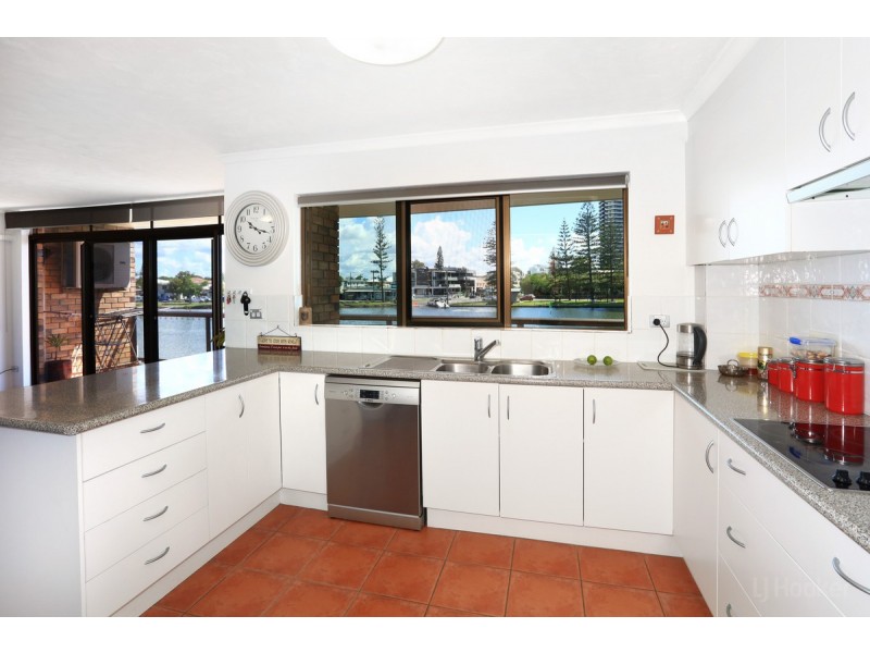 4/56 Back Street, Biggera Waters QLD 4216