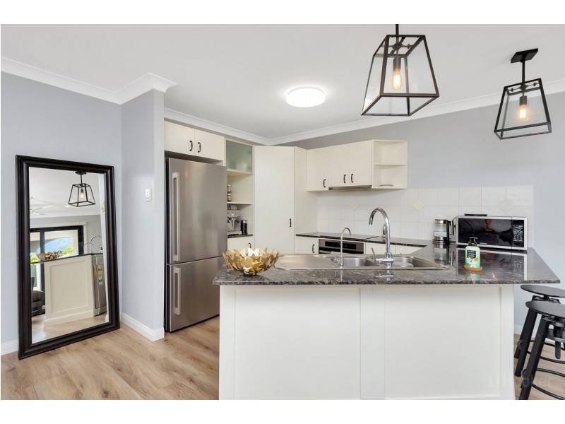 1/13 Sandhurst Crescent, Upper Coomera QLD 4209