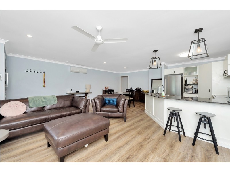 1/13 Sandhurst Crescent, Upper Coomera QLD 4209