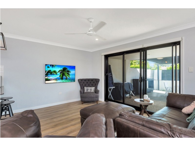 1/13 Sandhurst Crescent, Upper Coomera QLD 4209