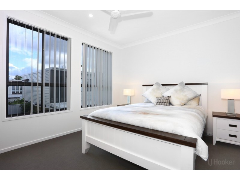 8/4 Hansford Road, Coombabah QLD 4216