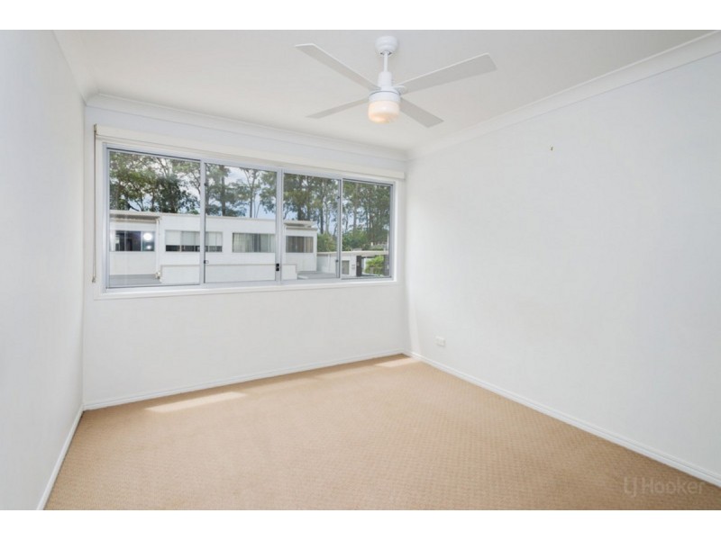 17/430 Pine Ridge Road, Coombabah QLD 4216