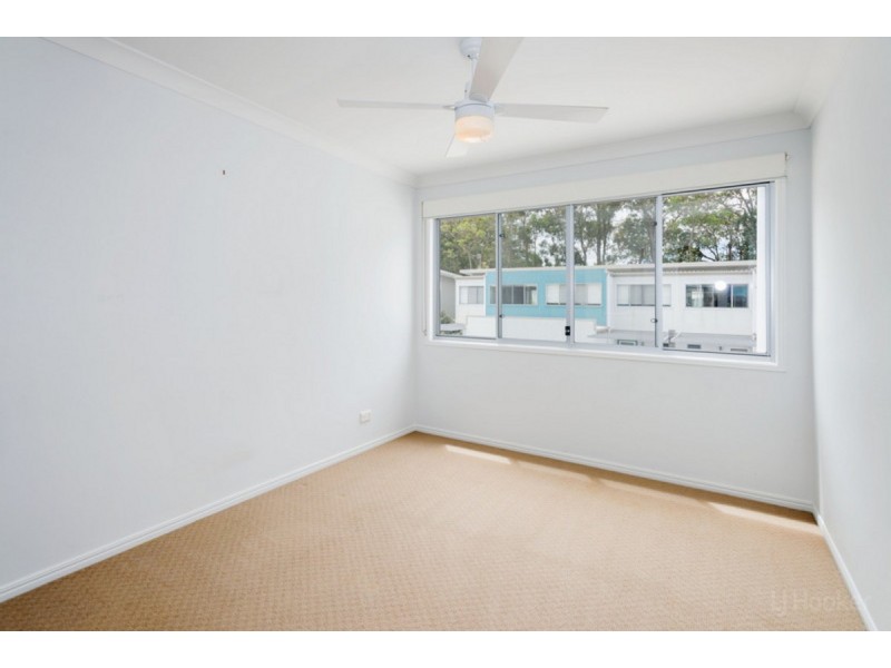 17/430 Pine Ridge Road, Coombabah QLD 4216