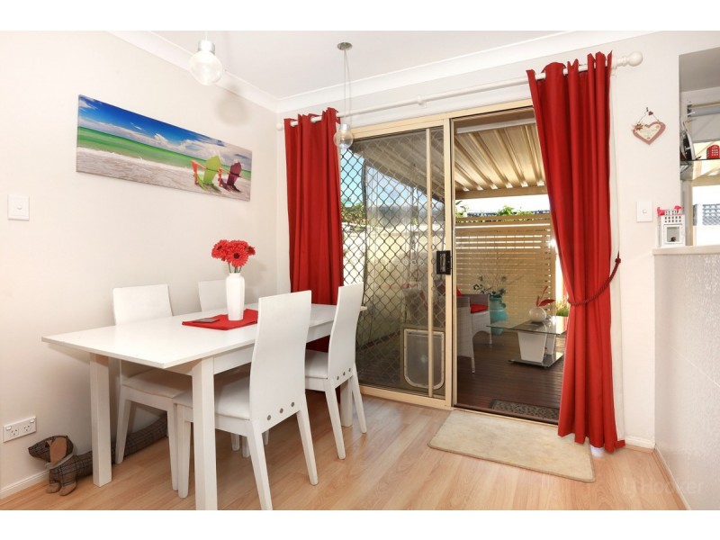 2/6 Crystal Reef Drive, Coombabah QLD 4216