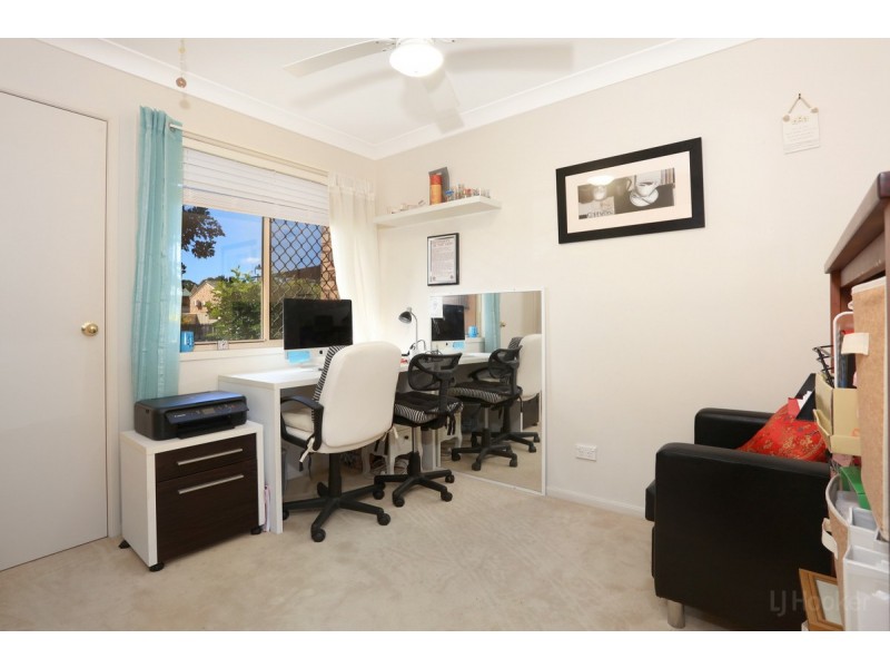 2/6 Crystal Reef Drive, Coombabah QLD 4216