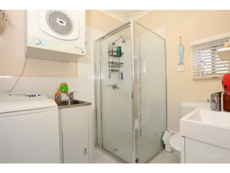 2/6 Crystal Reef Drive, Coombabah QLD 4216