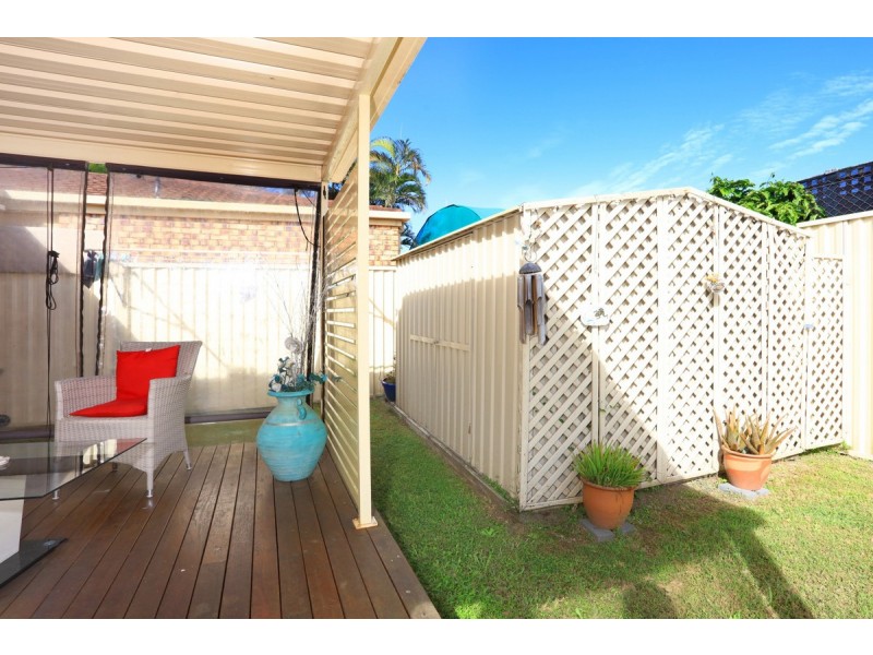 2/6 Crystal Reef Drive, Coombabah QLD 4216